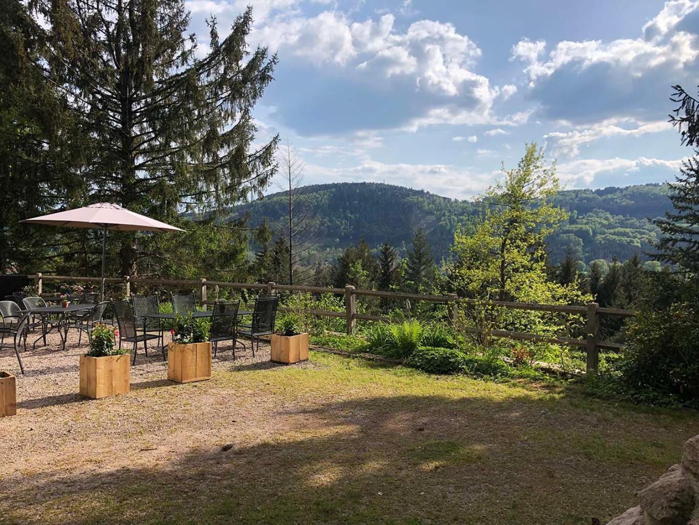 Camping Du Chateau Granges-sur-Vologne ภายนอก รูปภาพ
