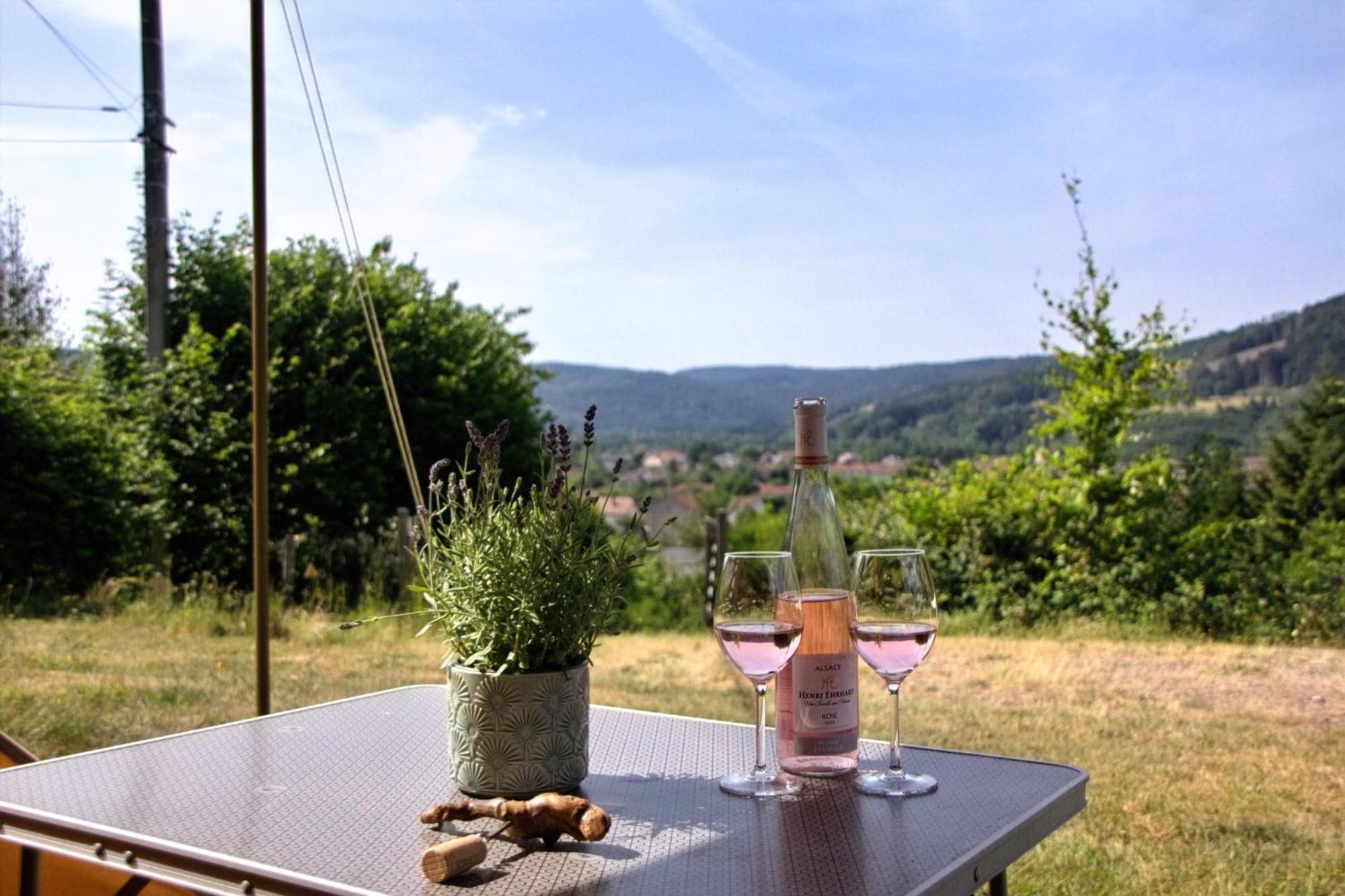 Camping Du Chateau Granges-sur-Vologne ภายนอก รูปภาพ