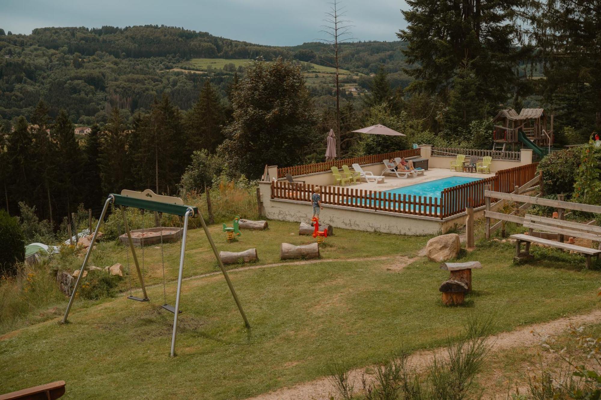 Camping Du Chateau Granges-sur-Vologne ภายนอก รูปภาพ