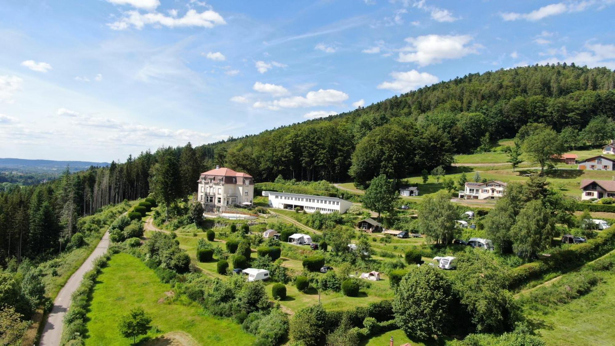 Camping Du Chateau Granges-sur-Vologne ภายนอก รูปภาพ